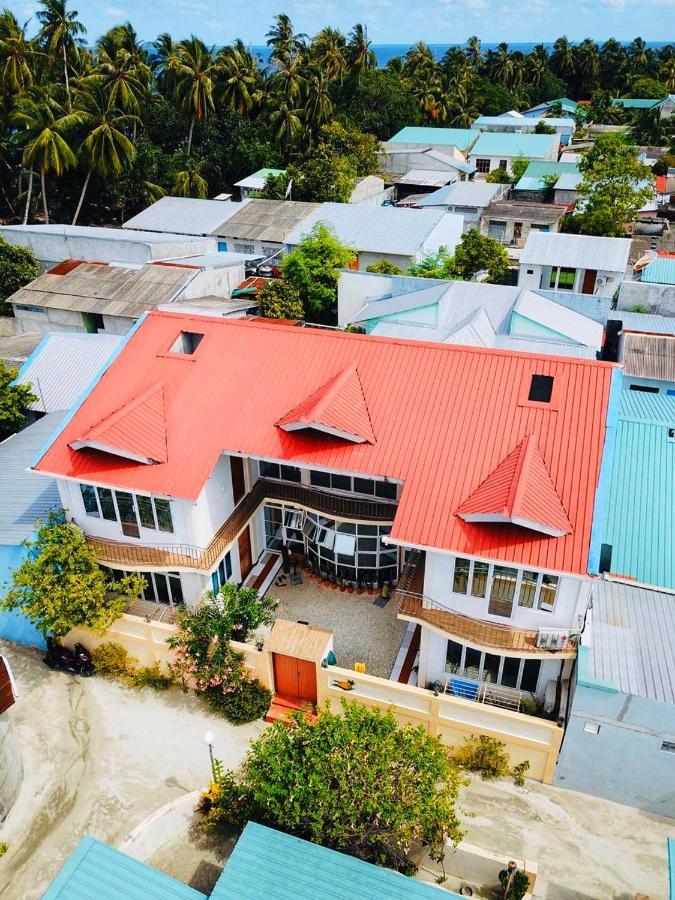 Mirian Sky Hotel Gaafaru Bagian luar foto