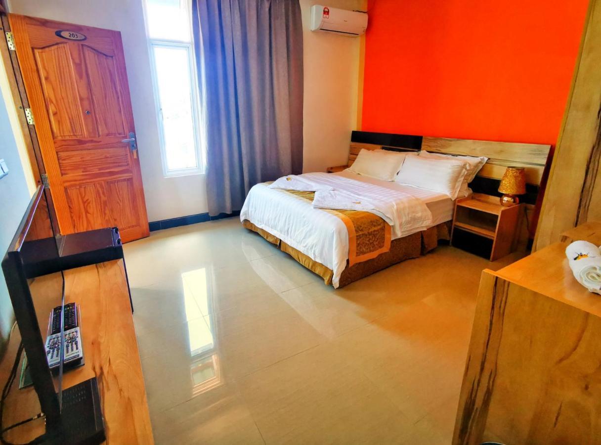 Mirian Sky Hotel Gaafaru Bagian luar foto