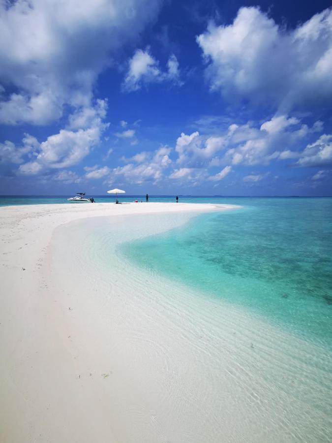Mirian Sky Hotel Gaafaru Bagian luar foto